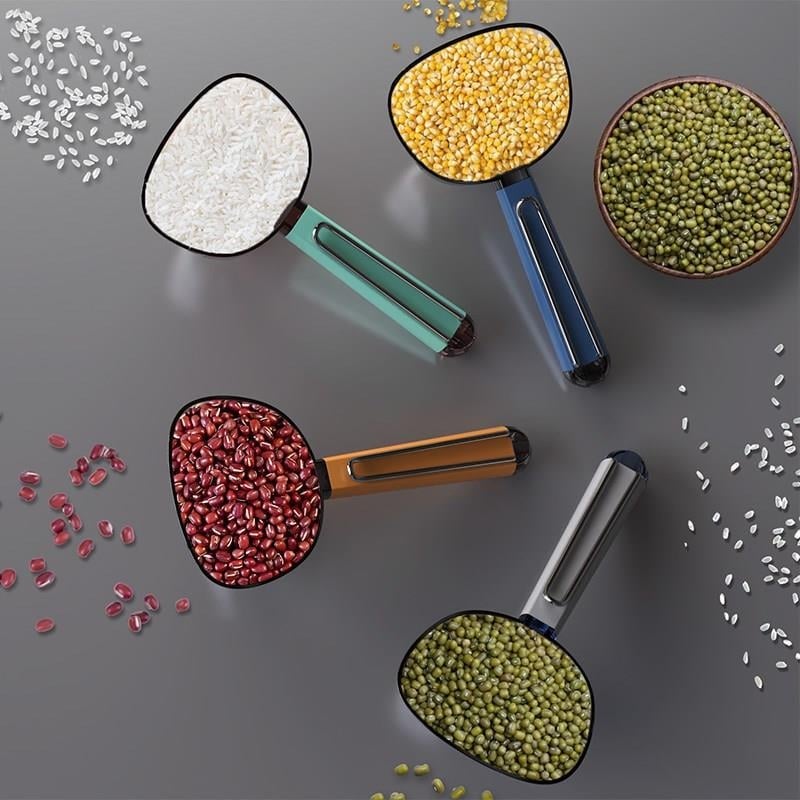 Linguriță pentru hrana animalelor, cu scară transparentă, multifuncțională – lingură și pahar din plastic