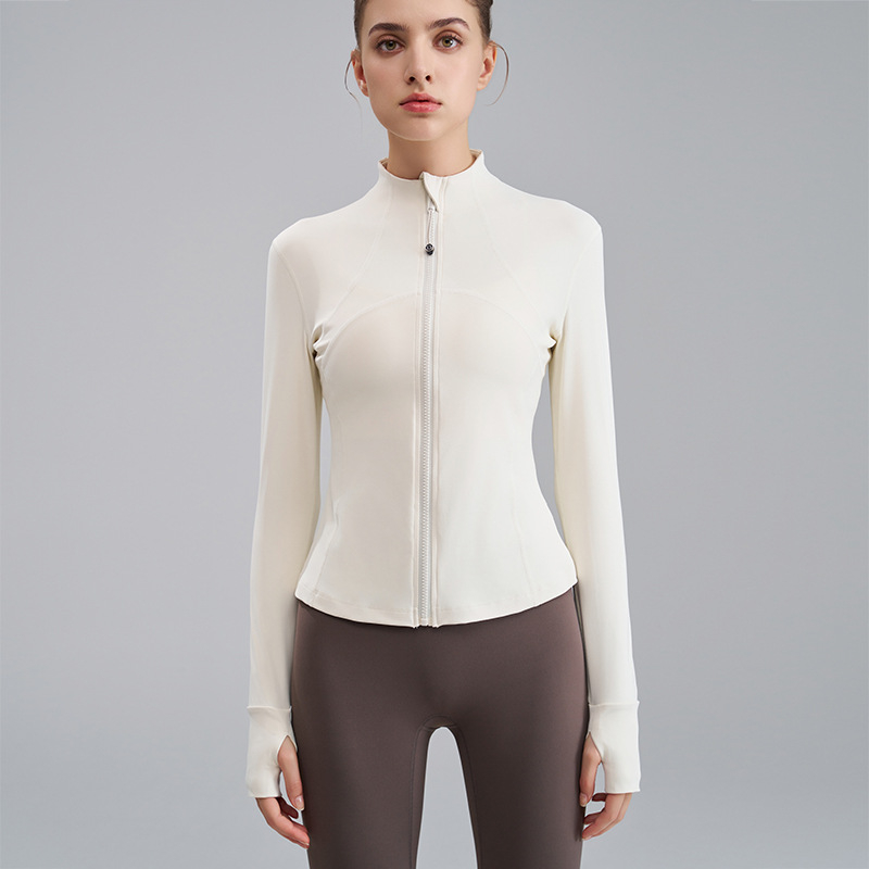 Ženska joga jakna s stojećim ovratnikom, uski kroj, materijal Nylon 80% + Spandex 20% (smjesa kemijskih vlakana), podstava 20% Spandex, dugi rukavi, fitness odjeća