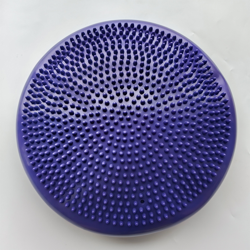 PVC puhutav jooga tasakaal matt massaažipinnaga, 8 mm paksus, rehabilitatsiooniks koduloomadele ja tasakaaluharjutusteks.