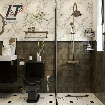 Fürdőszobai antik téglamintás csempe, glazúrozott fényes felület, antik mintázat, csúszásmentes felület, fél-matt befejezés, vízfelvétel 0,5%