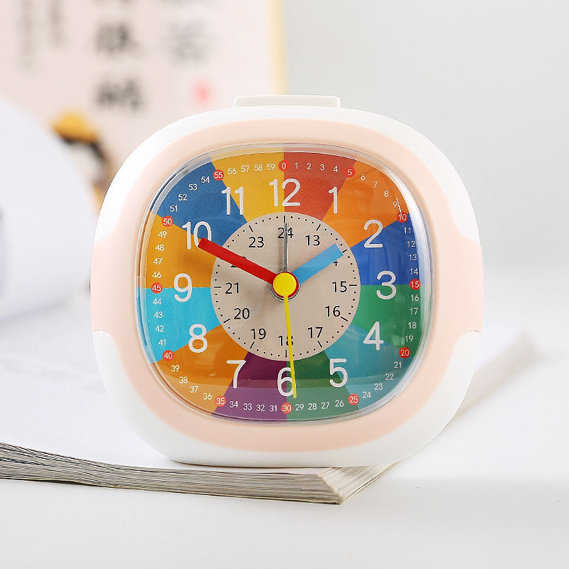 Studentų žadintuvas su LCD ekranu ir analogo-skaitmeninio rodymo, plastikinis korpusas, maitinimas iš sauso baterijos, sklandus sekundės judėjimas