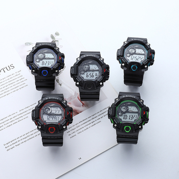 Vīriešu āra kalnu kāpšanas digitālais pulkstenis ar apgaismojumu, hronometrs, datums un signāls; elektroniskais mehānisms; korpuss PVC; siksna ABS