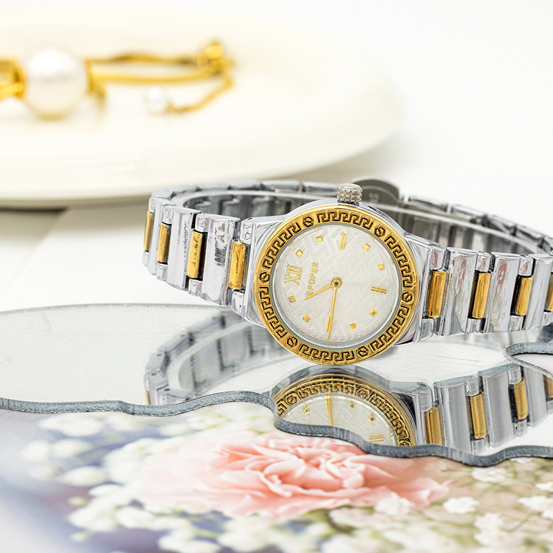 Sieviešu pulkstenis: minimālistisks stils, japāņu kvarca mehānisms, 30m ūdensizturība, nerūsējoša tērauda siksna, metāla korpuss