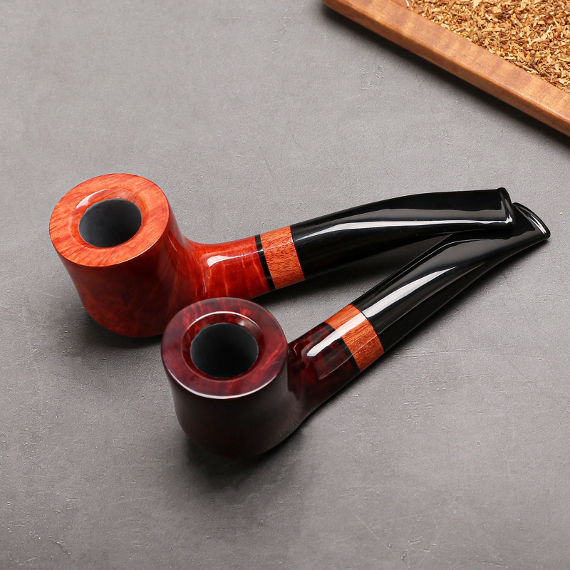 Pīpe – roku darbs no akmens ozolkoka, pārnēsājama, ar gaisa kameru, vecmodīgs stils