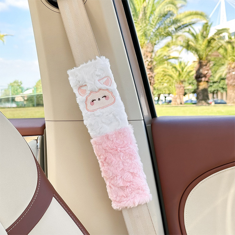 Feather pūkuota automobilio diržo pečių pagalvėlė su karikatūrų dizainu, logotipų spausdinimas prieinamas, 50 g