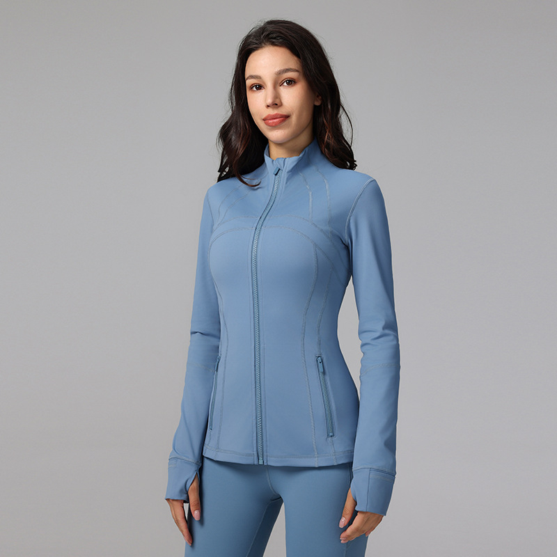 Joga lauko švarkas su stačiu kaklu, siauras siluetas, ilgos rankovės, žiemai