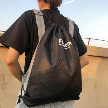 Zongheng raištelinė kuprinė sportui ir jogai, atspari vandeniui su apačios ir šoninėmis kišenėmis, dvigubos pečių petnešos vyrams ir moterims