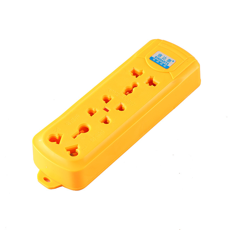 Захранващ разклонител с универсално гнездо (кръгли отвори), до 16A, 100–250V, 4000W, корпус от огнеупорен PVC, меден проводник
