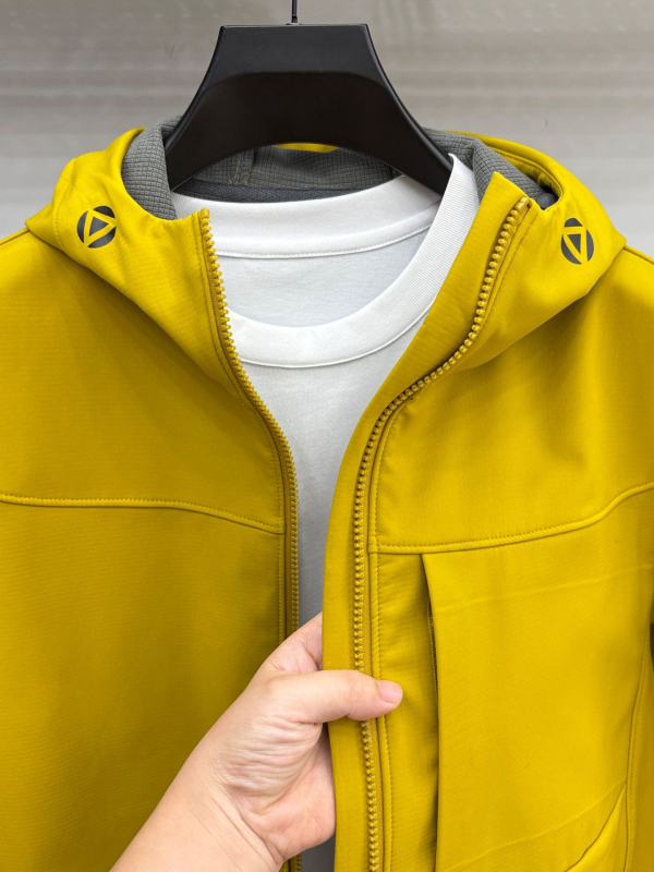 Jachetă cu glugă – Rezistentă la abraziune, Antivânt, Stabilitate ridicată a culorii – Țesătură sintetică amestec groasă, exterior și căptușeală 100% poliester