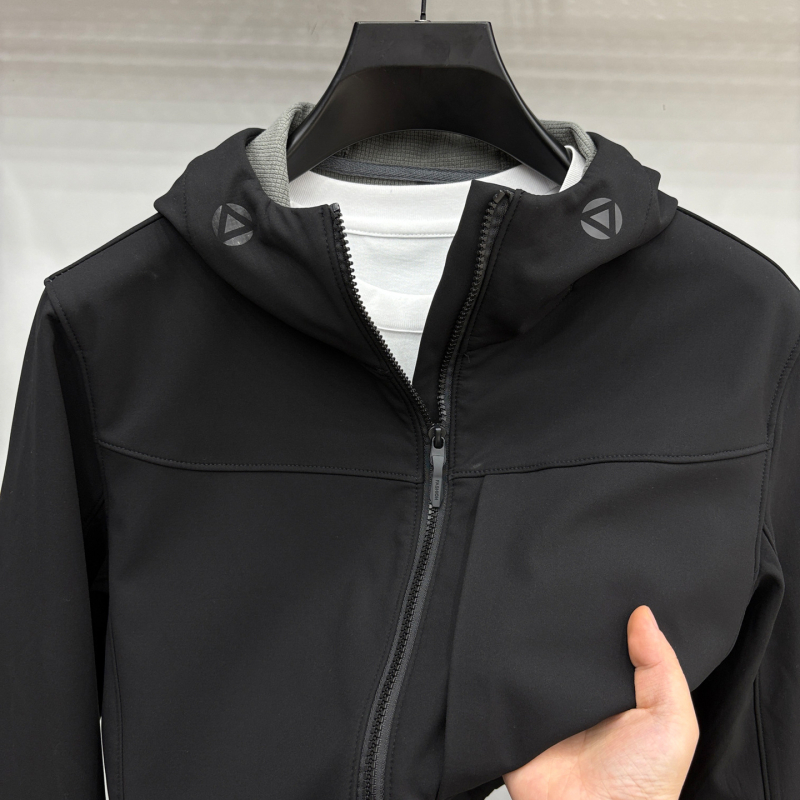 Jachetă cu glugă – Rezistentă la abraziune, Antivânt, Stabilitate ridicată a culorii – Țesătură sintetică amestec groasă, exterior și căptușeală 100% poliester