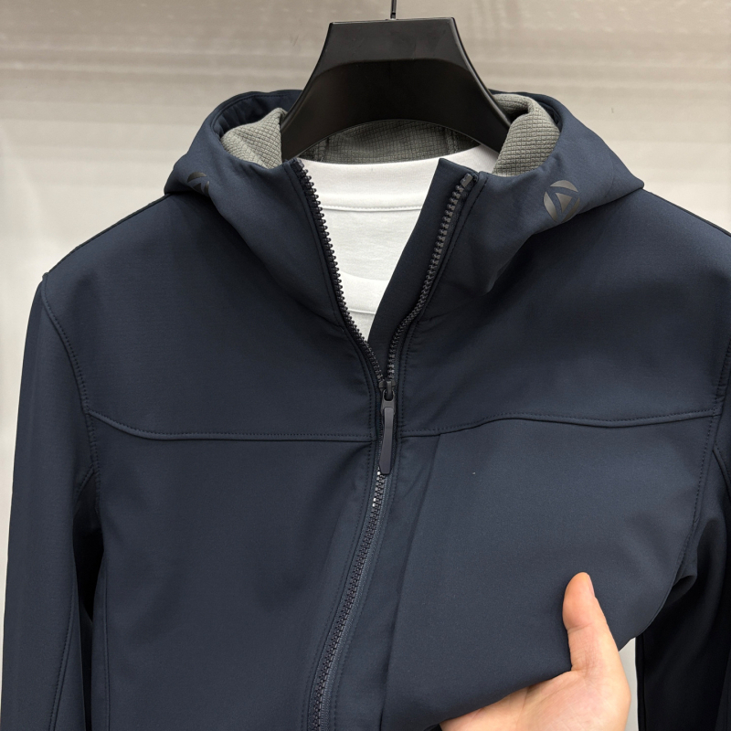 Jachetă cu glugă – Rezistentă la abraziune, Antivânt, Stabilitate ridicată a culorii – Țesătură sintetică amestec groasă, exterior și căptușeală 100% poliester