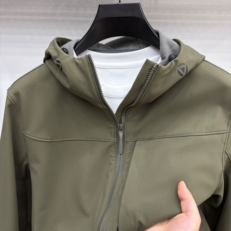 Jachetă cu glugă – Rezistentă la abraziune, Antivânt, Stabilitate ridicată a culorii – Țesătură sintetică amestec groasă, exterior și căptușeală 100% poliester