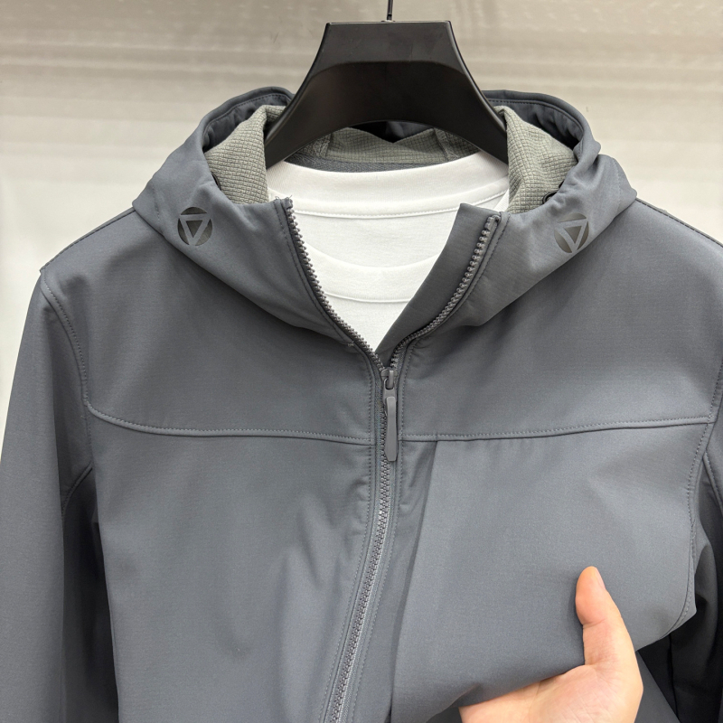 Jachetă cu glugă – Rezistentă la abraziune, Antivânt, Stabilitate ridicată a culorii – Țesătură sintetică amestec groasă, exterior și căptușeală 100% poliester