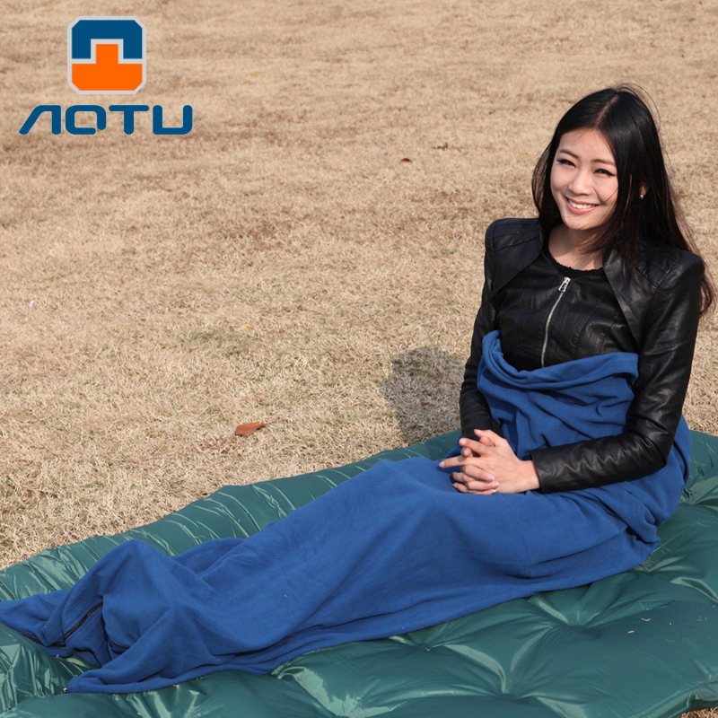 Suaugusiųjų fliso miego maišelis, fliso užpildas, fliso vidinis pamušalas, fliso audinys, voko konstrukcija, svoris 532 g