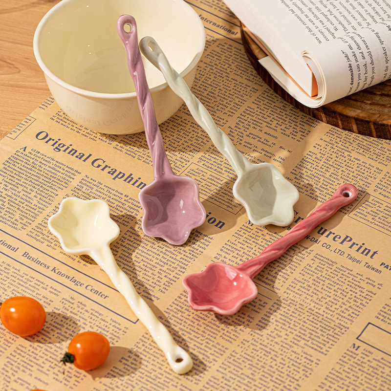 Keramička desertna žlica za kućnu upotrebu, moderni minimalistički stil, jednobojni uzorak, Persson Ceramics