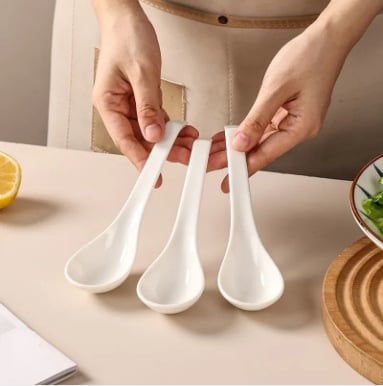 Lingură de supă din ceramică - design modern minimalist, pentru adulți, rezistentă la temperaturi înalte, imprimare de logo disponibil