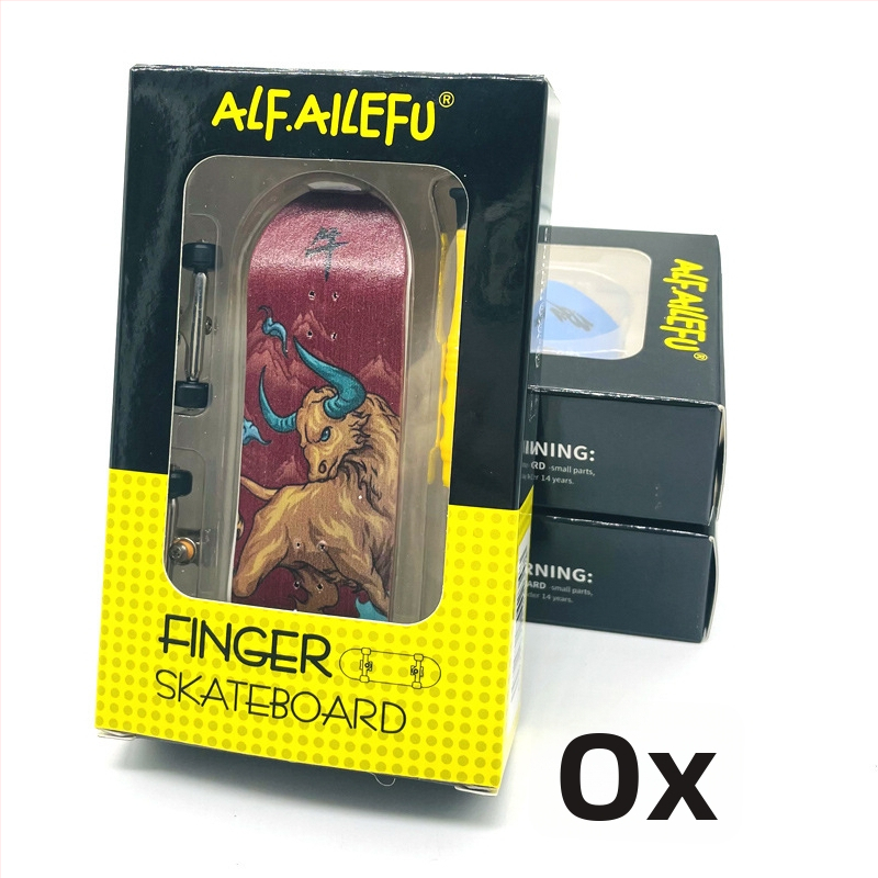 Skateboard ALF, medinė, dvigubas sūpynės mechanizmas, Alf-zodiac kolekcija