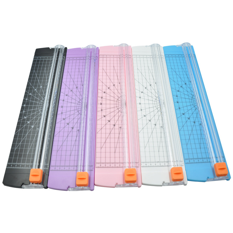 Tăietor de hârtie A4, manual, corp din plastic, model 810 bidirecțional