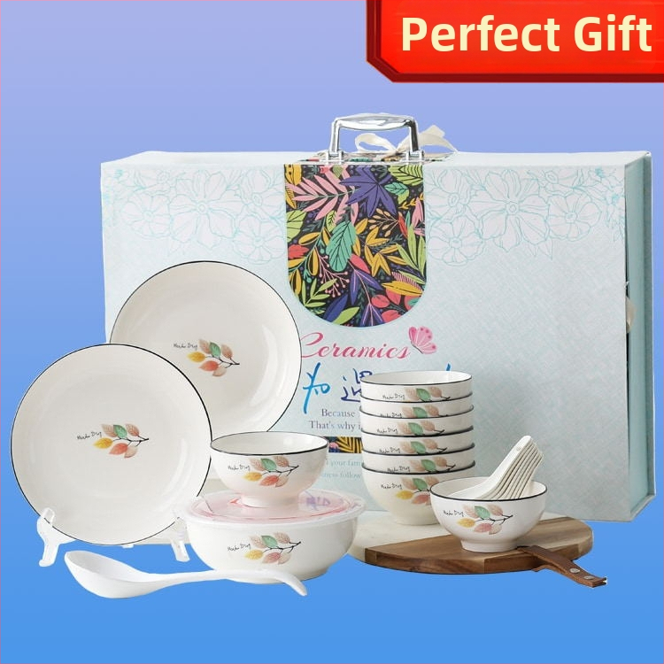 Porcelāna trauku komplekts: bļodas un šķīvji, underglaze virsma, svītrainais raksts, logotipa druka