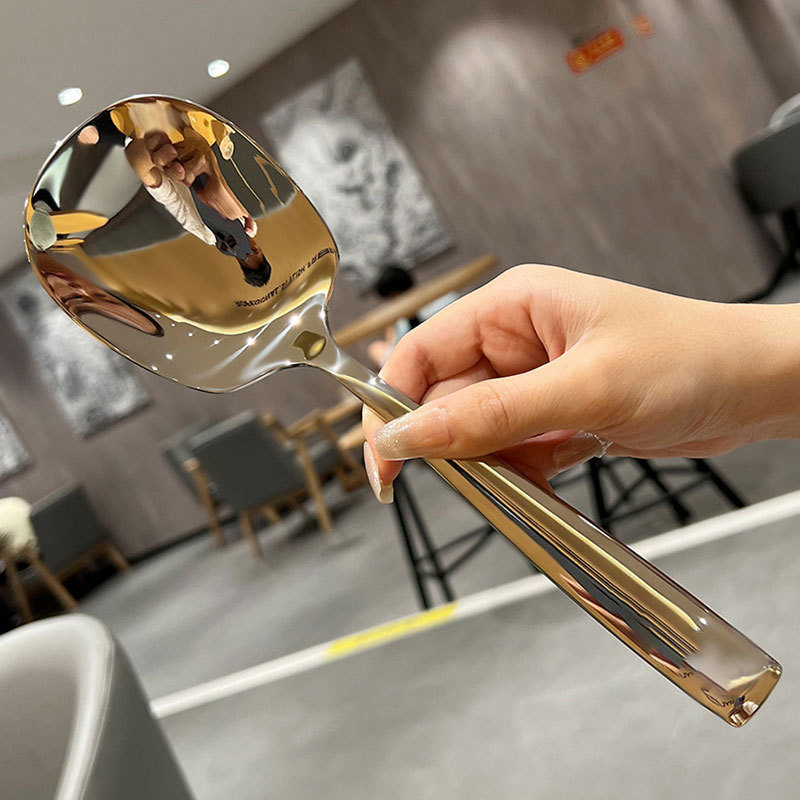 Servírovacia lyžica z 316L nerezovej ocele, zosilnený dizajn, pre domácu, hotelovú a reštauračnú potrebu, leštený zrkadlový povrch