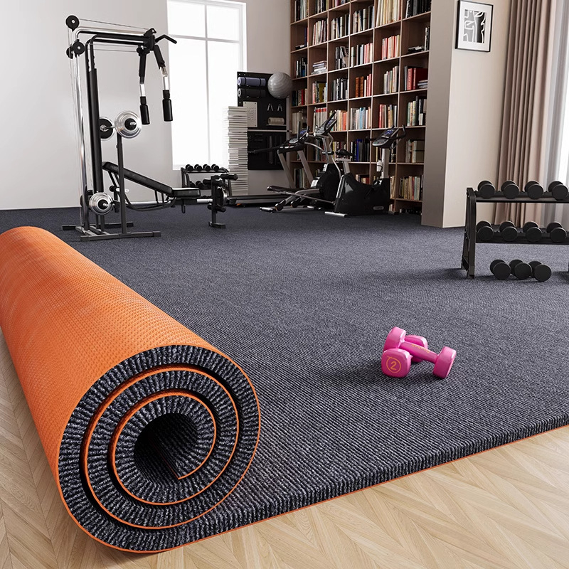 Fitnesz padlómat szigeteléssel és rezgéscsillapítással, poliészter rostból, 5–6 mm vastagság, téglalap alakú, csíkos mintázat, gépi szövésű