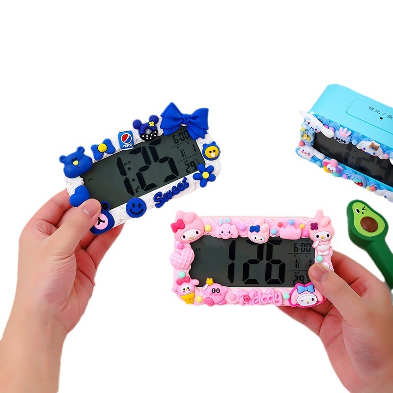 Ceas deșteptător pentru copii, design desen animat, afișaj LED, alimentare cu baterie, unilateral, luminos, cu numărătoare înapoi