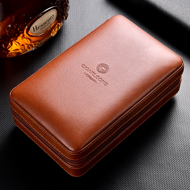 Pārvadājamais cigāru komplekts: cedru koka mitrinošā kārba, cigāru šķēres, vēja drošs aizdedzinātājs (četru daļu komplekts)