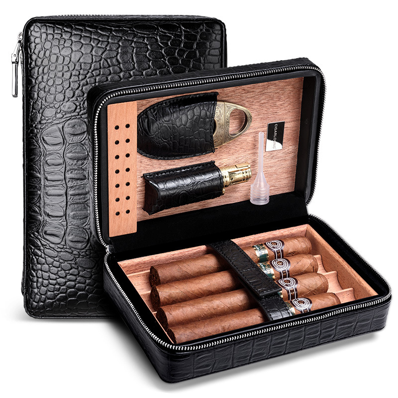 Pārvadājamais cigāru komplekts: cedru koka mitrinošā kārba, cigāru šķēres, vēja drošs aizdedzinātājs (četru daļu komplekts)