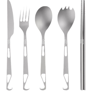 Kamperski pribor: 4-u-1 žlica za juhu, žlica za salatu, vilica za kolač i voće s otvaračem boca; čisti titan, moderan minimalistički stil, prenosan