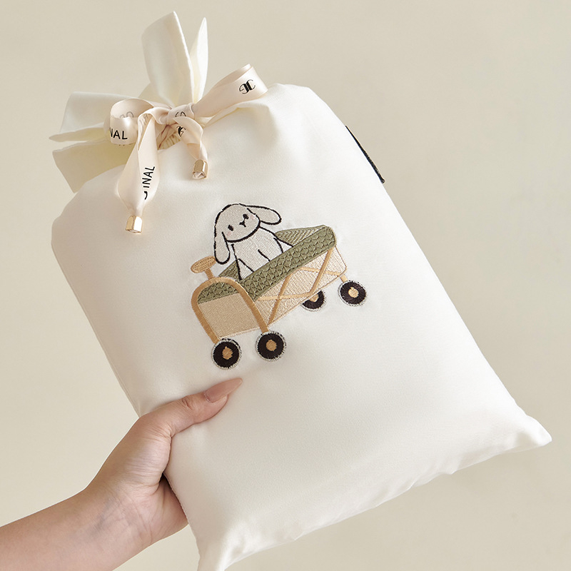 Set plachiet z bavlny s dlhými vláknami, saténové tkanie, reaktívne farbenie, jednobarevný vzor, moderný minimalistický štýl