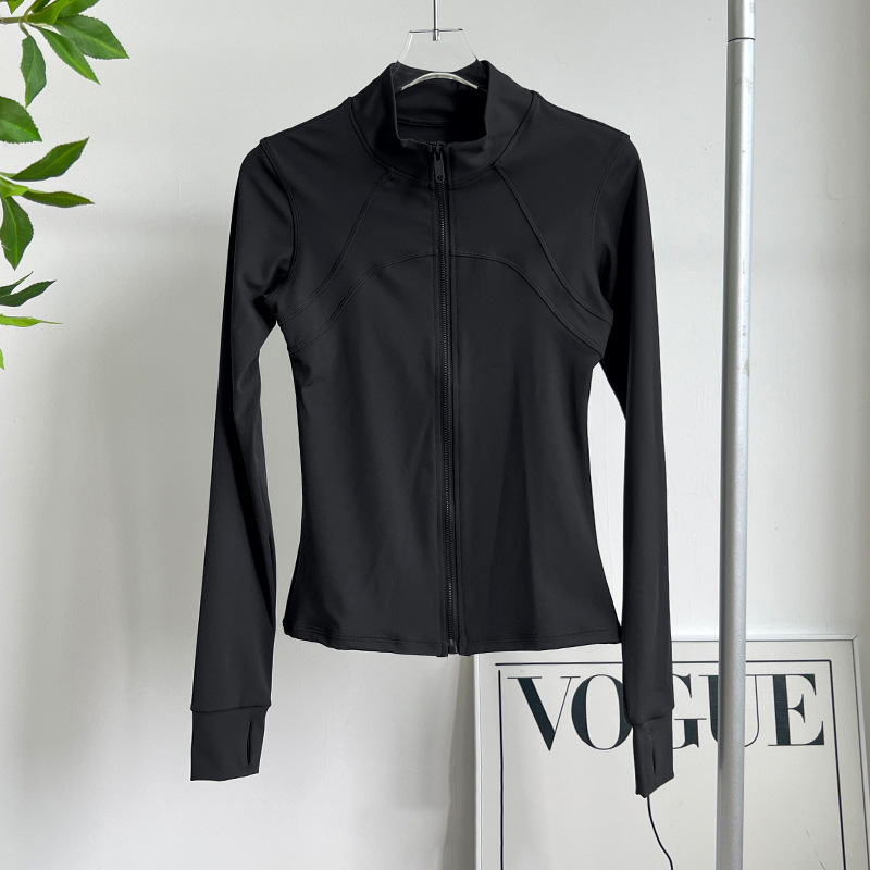 Ženski fitness top za jogu – stojeći ovratnik, uski kroj, smjesa kemijskih vlakana, 82,5% poliestera, WT5149