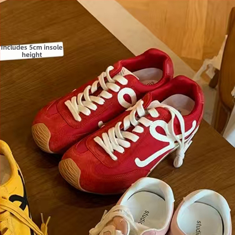 Női edzőcipő – balett-stílusú retro, színblokkal ellátott dizájn, magasságot növelő, bőr felsőrés, fűzős zárás, alacsony topp