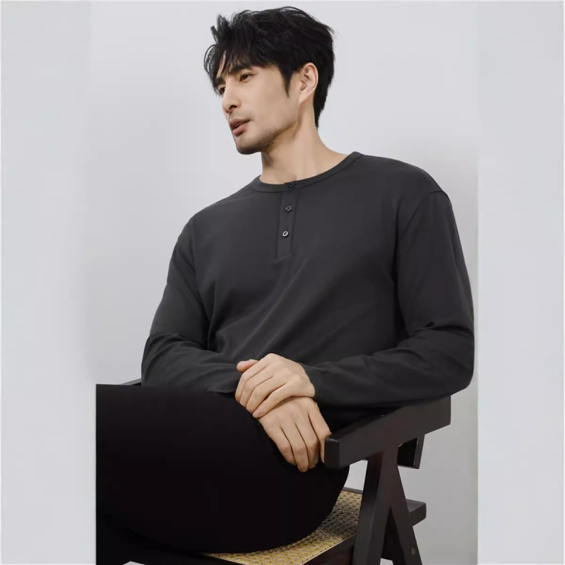 Férfi kereknyakú hosszú ujjú pamutkeverék póló, testhezálló szabású, ősz, casual