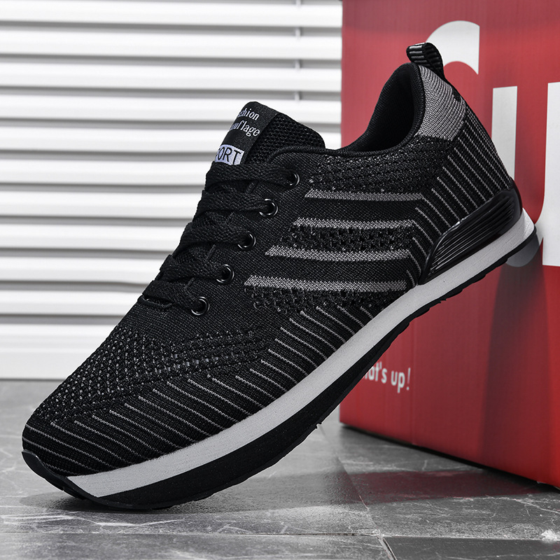 Visszafelé járáshoz tervezett sportcipő — hálós felsőrész, gumi talp, alacsony sarok 1–3 cm, magas felső rész 3–7 cm, fűző elöl