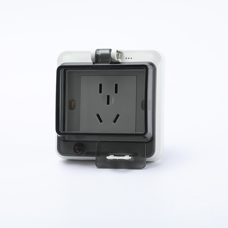 86-tipīga slēpta ūdensdroša integrētā strāvas kontaktligzda sienas montāžai, paredzēta vannas istabai un ārējai lietošanai