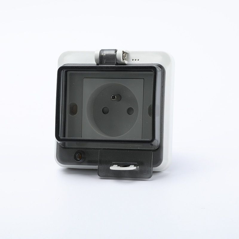 86-tipīga slēpta ūdensdroša integrētā strāvas kontaktligzda sienas montāžai, paredzēta vannas istabai un ārējai lietošanai