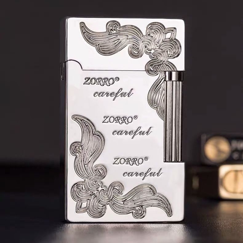 Metāla kerosēna aizdedzinātājs ar sānu slīdēšanas dizainu; atkārtoti lietojams; nav vēja izturīgs; logotipa drukāšana pieejama.