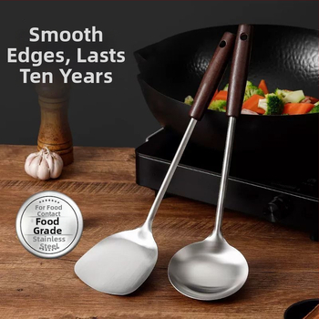 Nerūdijančio plieno virtuvės įrankių rinkinys su medine rankena: sriubos šaukštas, perforuotas šaukštas, kepimo mentele; aukštos temperatūros atsparumas; apsauga nuo nudegimų
