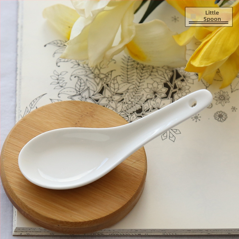 Lyžička na polievku z kostného porcelánu, Sibaide, jednofarebný vzor, povrchová úprava vodným striekaním