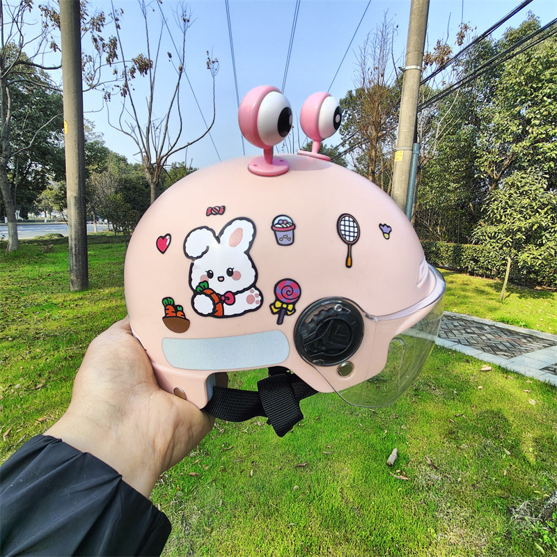 Cască pentru copii (ABS, tip semicască, certificat 3C) pentru vârsta 3–8 ani, potrivită pentru trotinete electrice și biciclete, utilizare în toate anotimpurile.