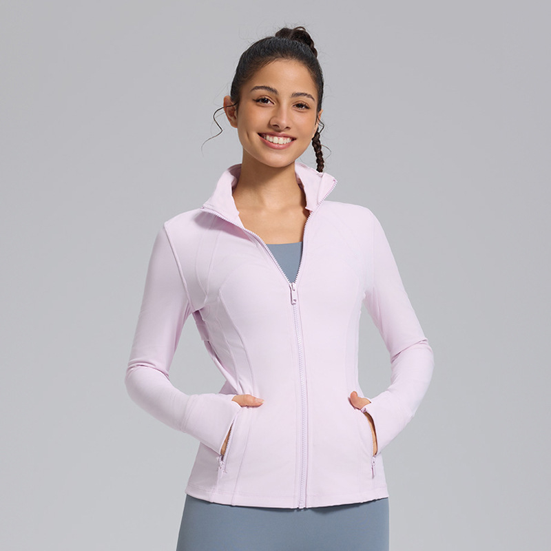 Jogos švarkas žiemai — Slim-Fit, stovinti apykaklė, ilgos rankovės, kvėpuojantis nailono mišinys (87% nailonas) su 13% spandekso pamušalu