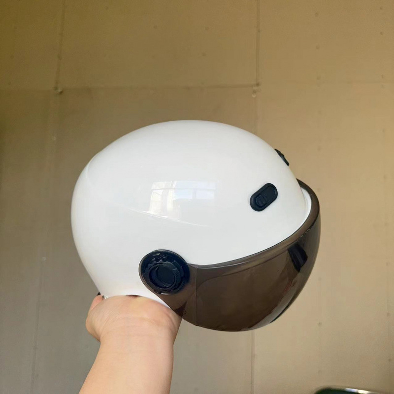 Cască pentru copii, tip semicască, pentru vehicule electrice, utilizare în patru sezoane, material PP, certificat GB811-2022B, pentru off-road