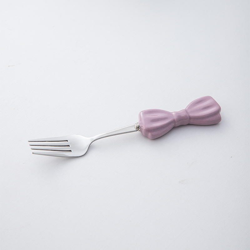 Set pribora za stolnu prehranu: nož, vilica i žlica od 304 nehrđajućeg čelika, ogledno poliranje, ručna izrada i prilagodljivost, jednostavan sladak stil