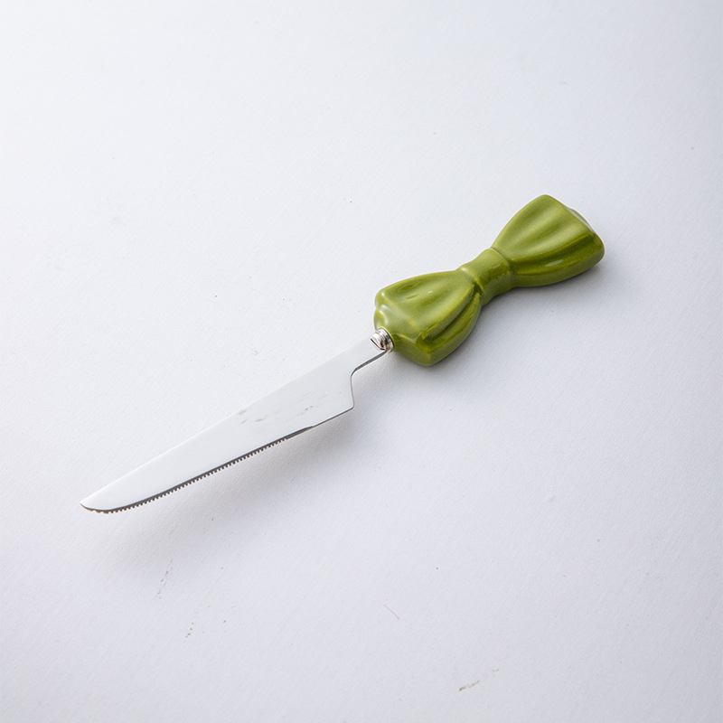 Set pribora za stolnu prehranu: nož, vilica i žlica od 304 nehrđajućeg čelika, ogledno poliranje, ručna izrada i prilagodljivost, jednostavan sladak stil