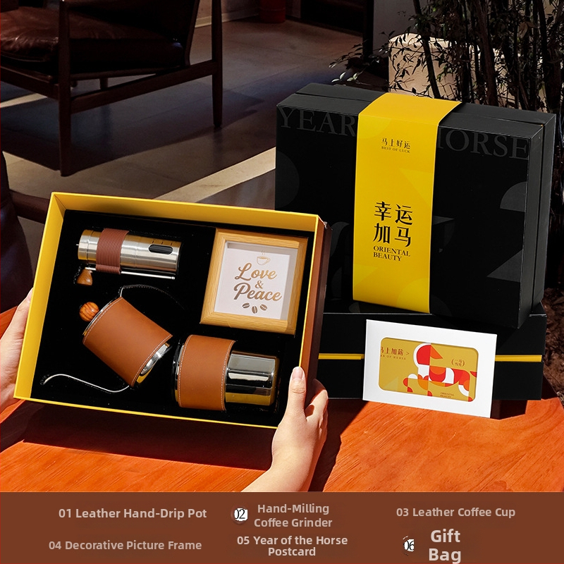 Rok koně: Sada darčekov na kávu pour-over s darčekovou škatuľkou – firemný dar, Lucky Horse