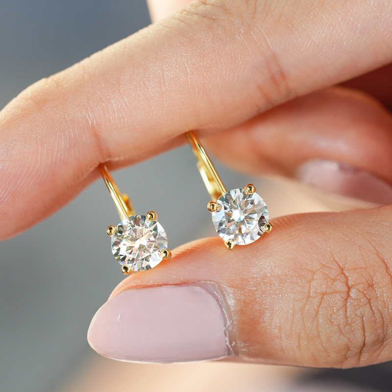 Cercei cu Moissanite, 1 carat, formă rotundă, montură cu patru gheare, argintiu, stil coreean