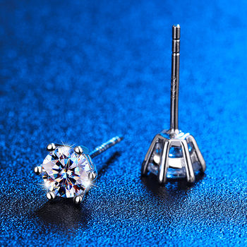 Stud fülbevalók: 925-ös ezüst Moissanittel, hatszögű rögzítés, egyszerű geometri design nőknek (Anyag: 925 ezüst; Kő: Moissanit; Rögzítés: Hatszög; Stílus: Egyszerű; Tisztaság: 92,5%)