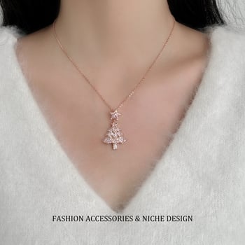 Bakrene naušnice s ugradnim cirkonima, cvjetni oblik, svijetlo luksuzan stil