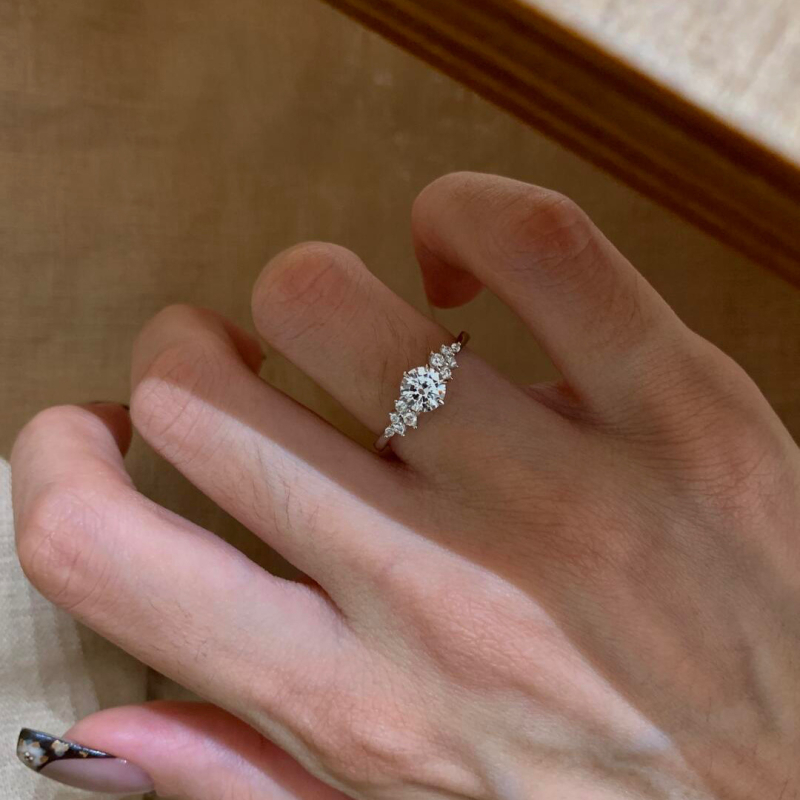 Baogiali Ρυθμιζόμενο δαχτυλίδι με γεωμετρικό σχήμα – χαλκός και ζιρκόνια, ελαφρύ πολυτελές γυναικείο δαχτυλίδι