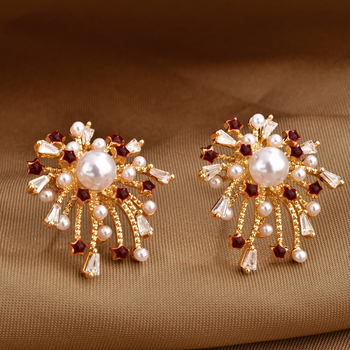 Naušnice od bakrene baze s pravim zlatnim premazom, geometrijski oblik, model R0783